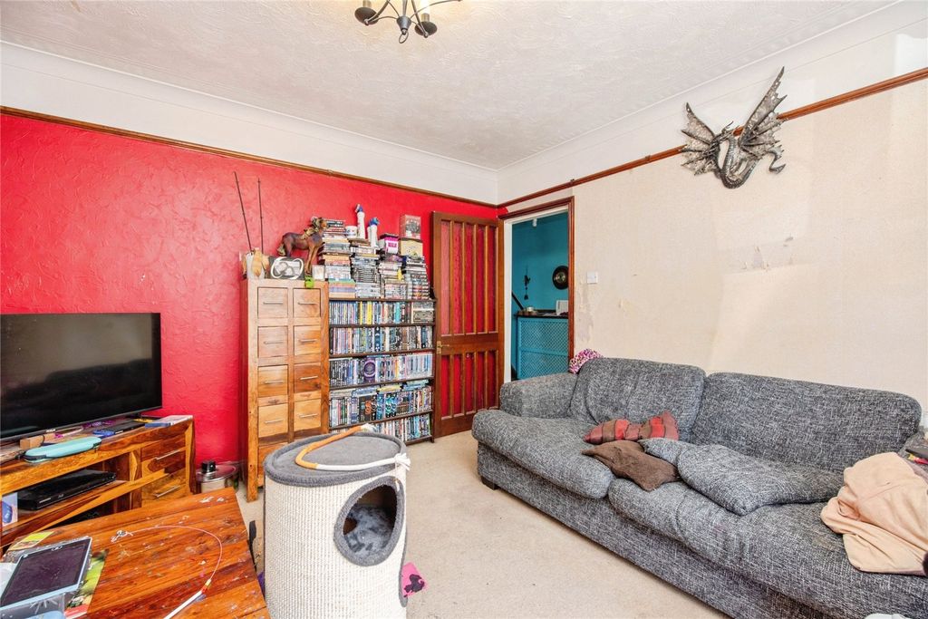 Property photo 3 of 18 Picture No. 04