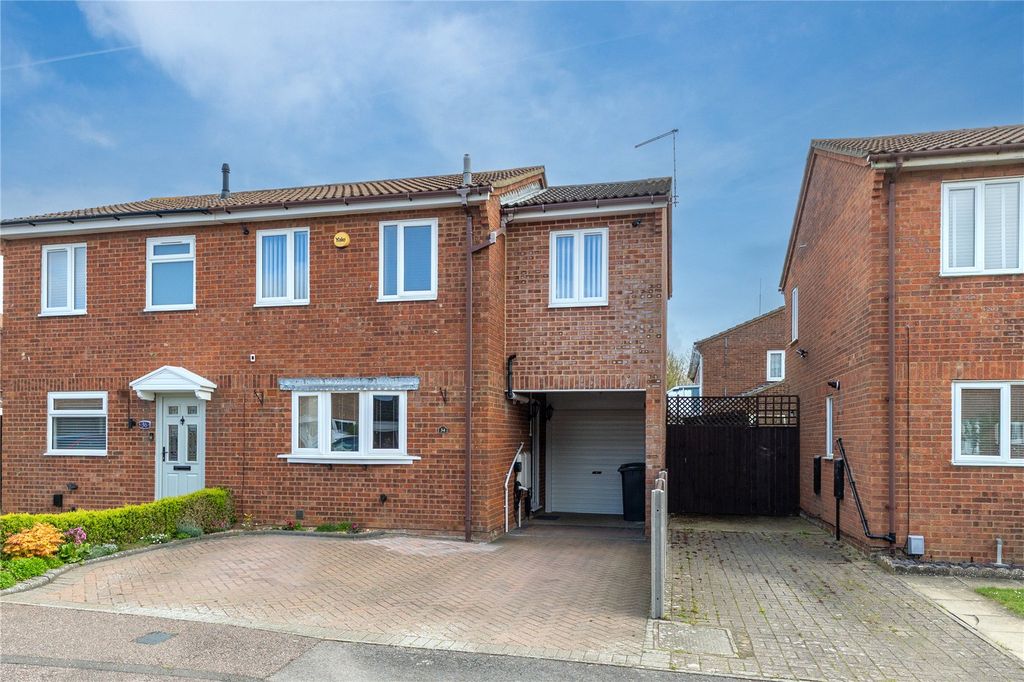 Property photo 2 of 30 Picture No. 12