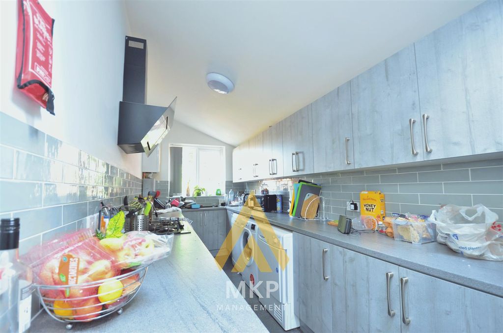 Property photo 3 of 15 3.Png