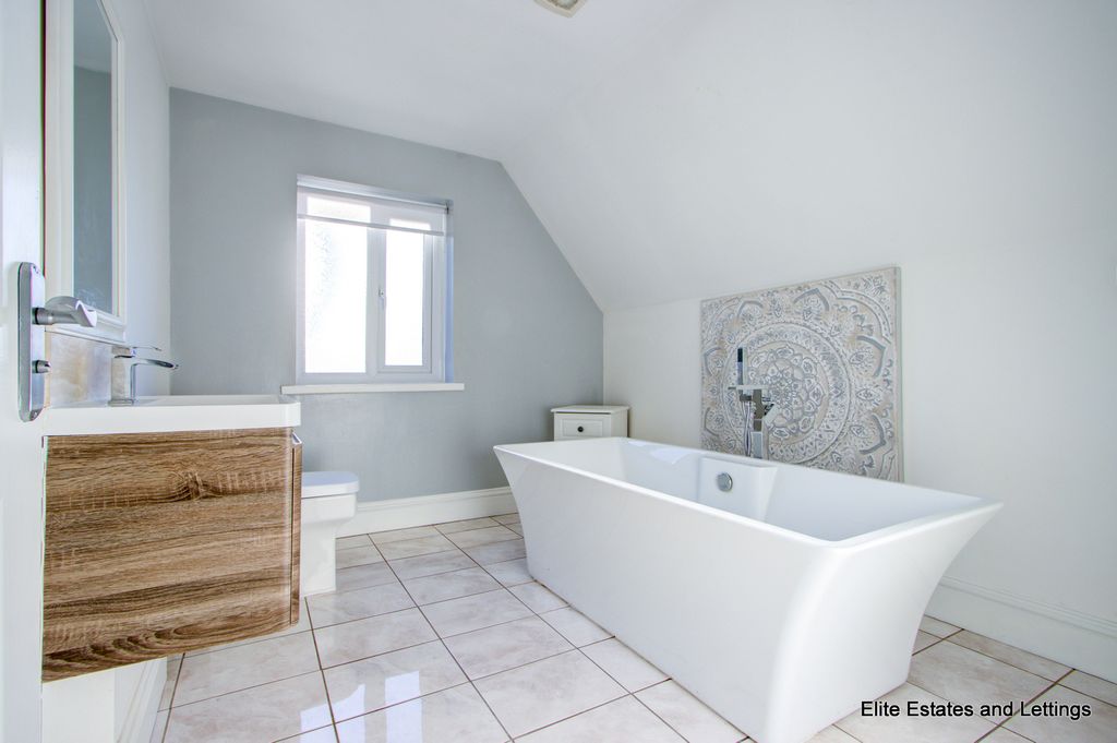 Property photo 3 of 27 06-31