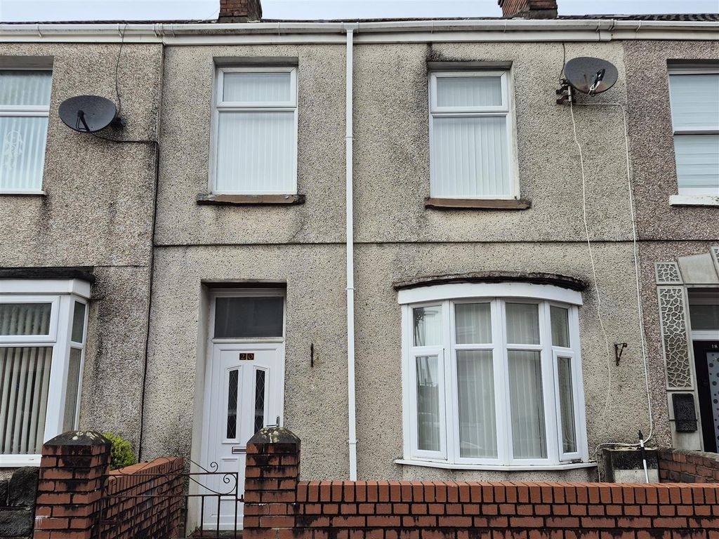 Property photo 1 of 11 Front 20 Richard St.Jpg