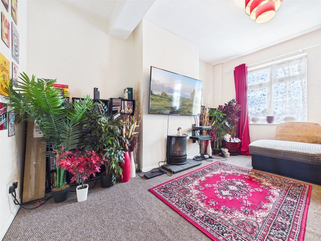 Property photo 2 of 7 Picture 2