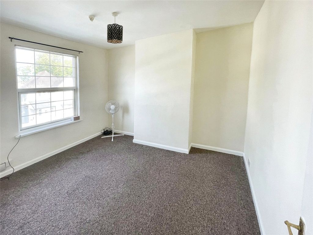 Property photo 3 of 5 Picture No. 03