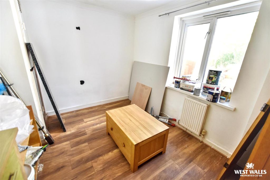Additional image 10 of 3 bed cottage for saleWaterloo Road, Pembroke Dock SA72