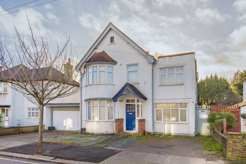 Property photo 2 of 16