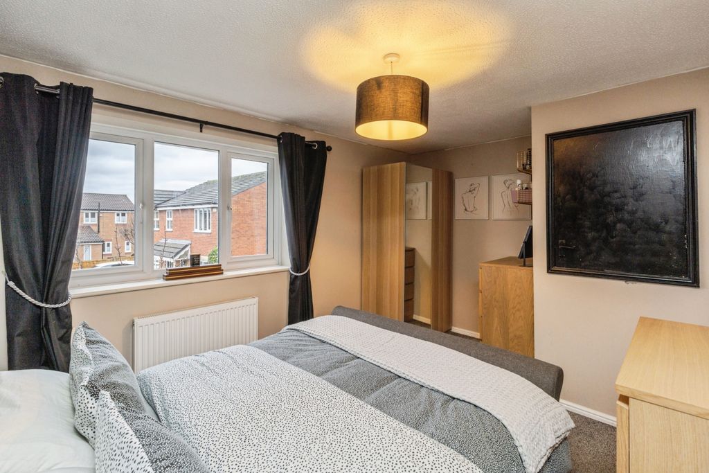 Property photo 3 of 20 Photo #3