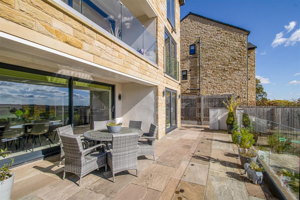 Additional image 27 of 5 bed detached house for saleFoxroyd Lane, Dewsbury WF12