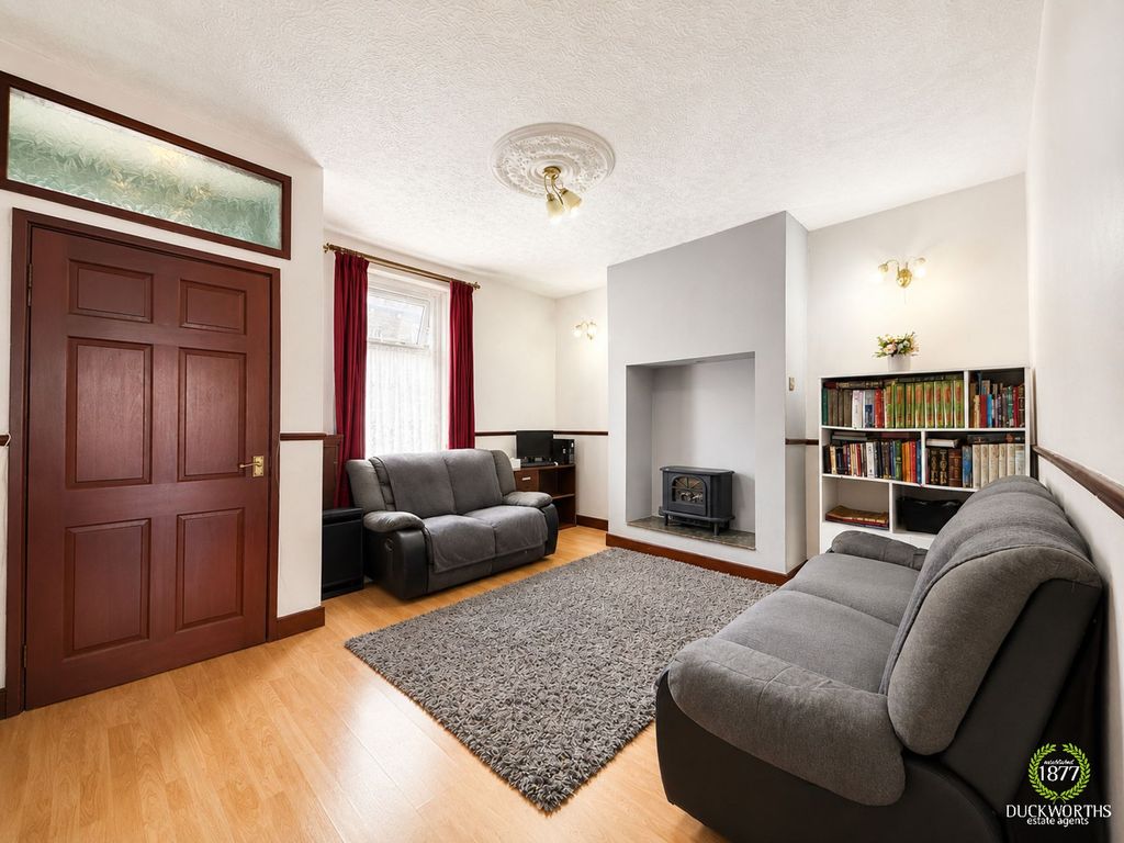 Property photo 2 of 12