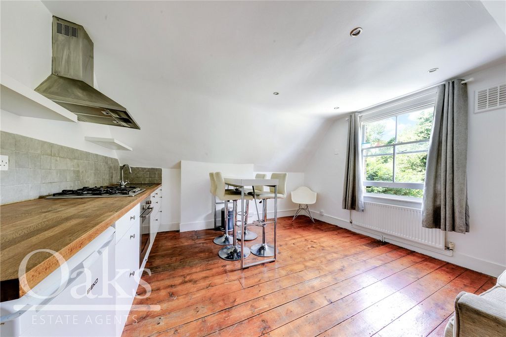 Property photo 2 of 7 Picture No. 05
