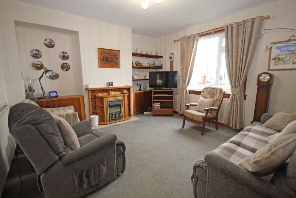 Property photo 3 of 31