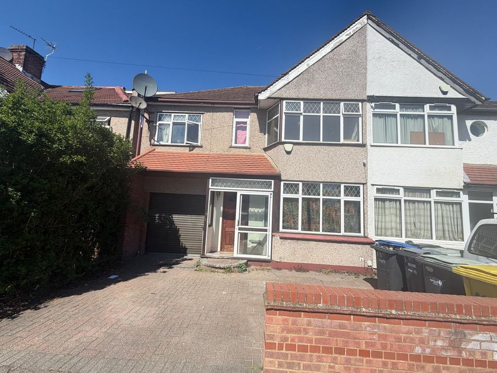 Property photo 1 of 6
