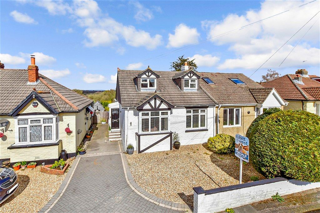 Property photo 1 of 17 External (Web) 1