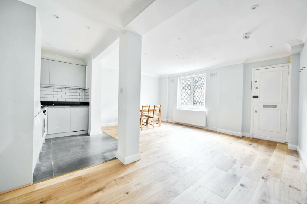 Property photo 2 of 7 Br Front Door 2024.Jpeg