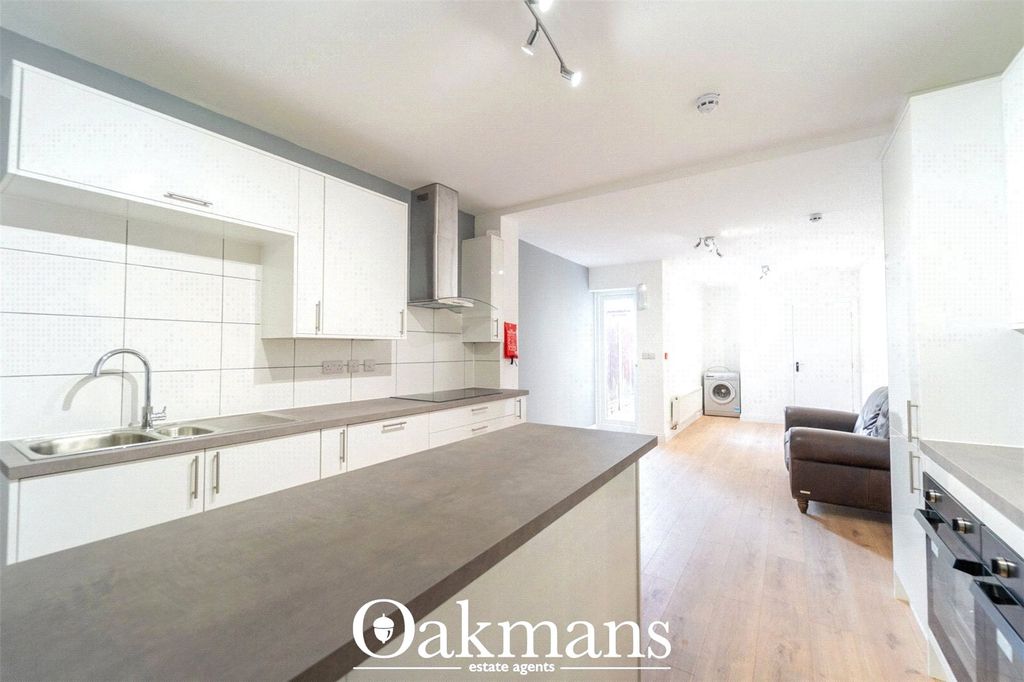 Property photo 2 of 29 Picture No. 34