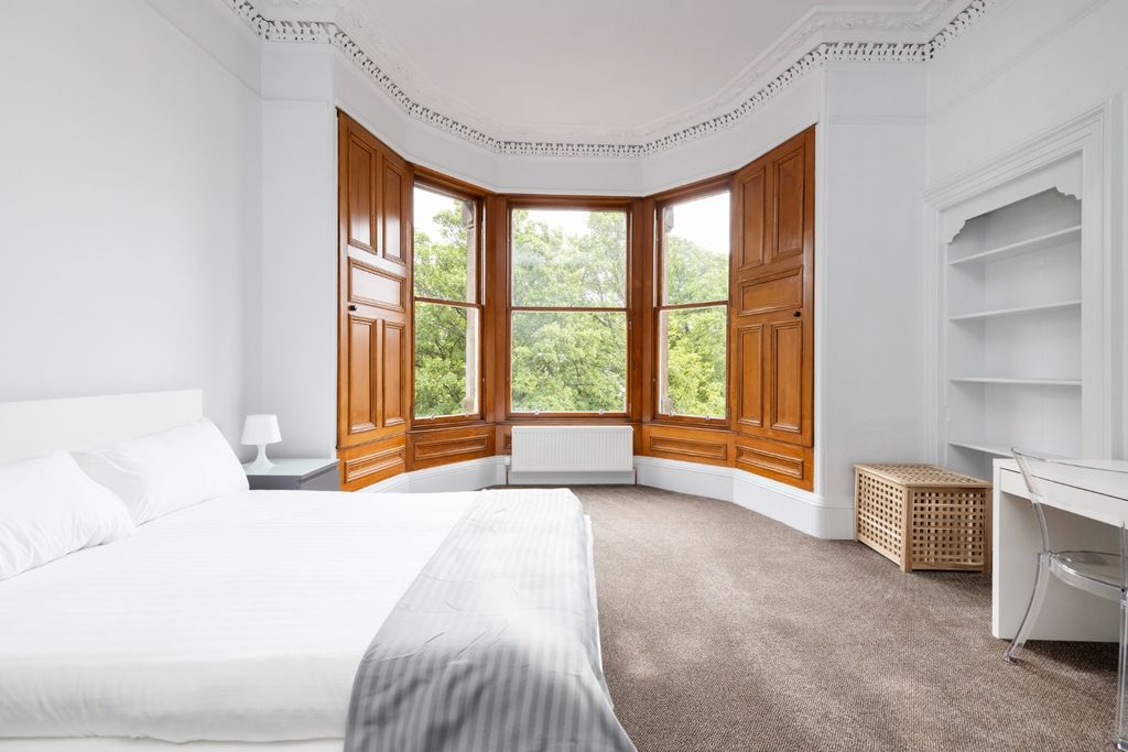 Property photo 1 of 48