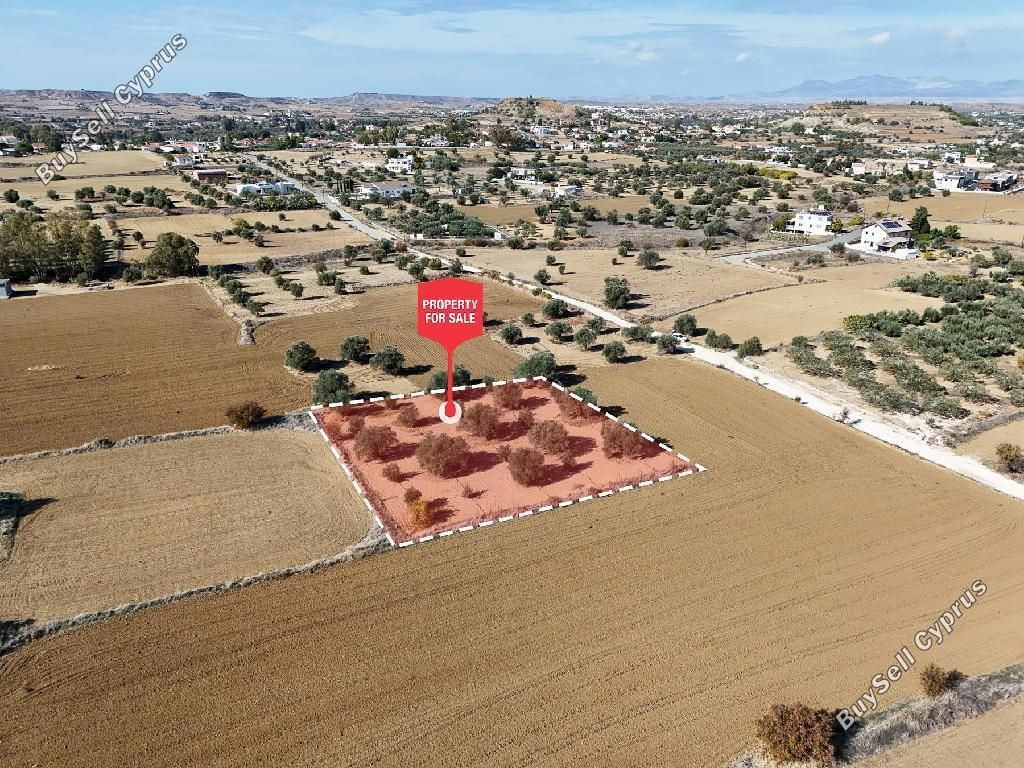 Property photo 1 of 8
