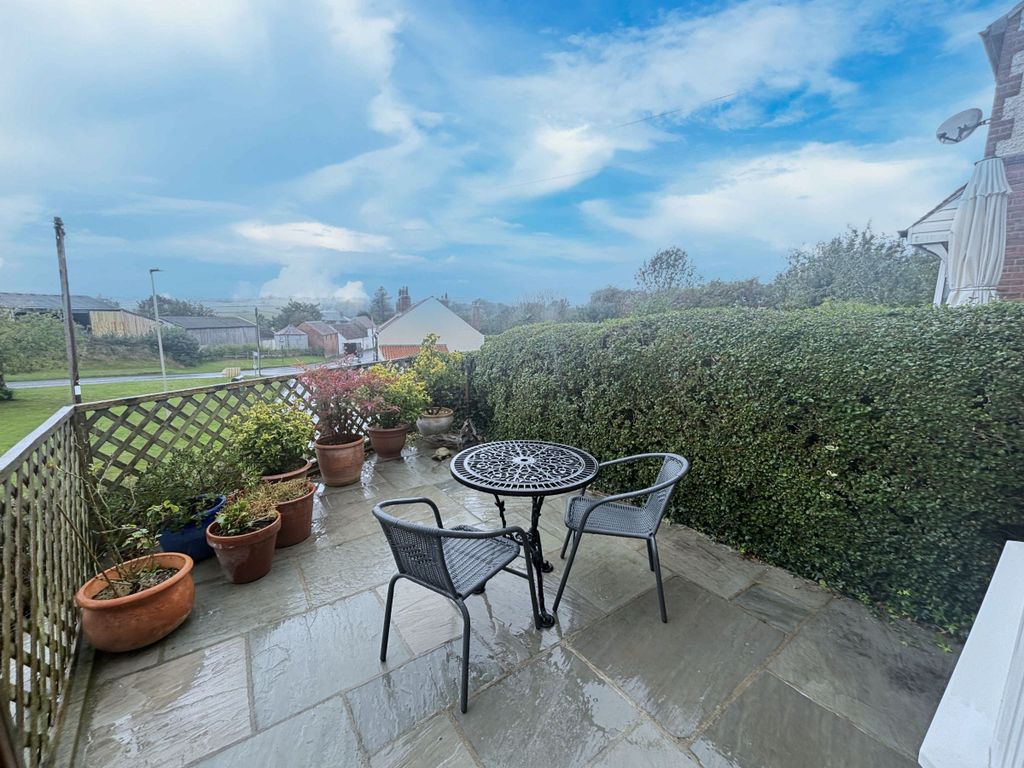 Property photo 1 of 50