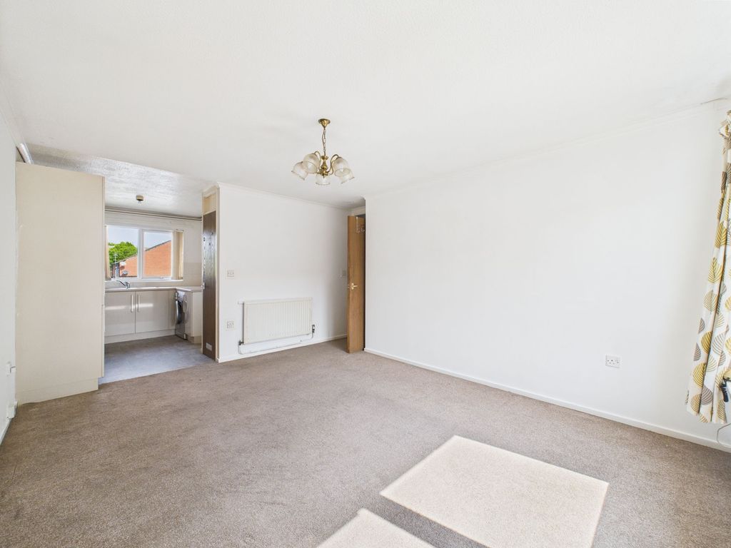 Property photo 3 of 9 Open Plan Living
