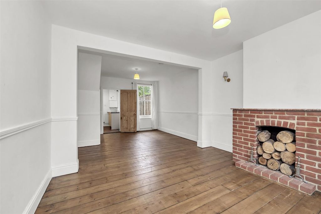 Property photo 3 of 21 Dcp_6946.Jpg