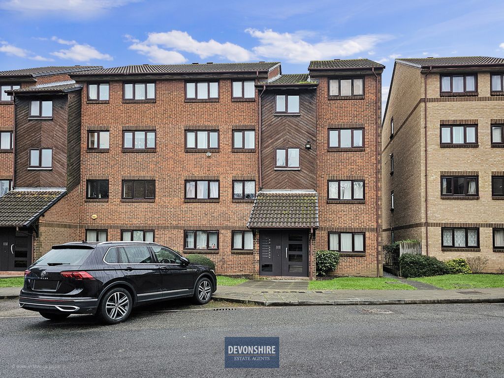 Property photo 2 of 11