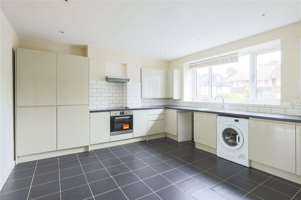 Property photo 2 of 15 Picture No. 01