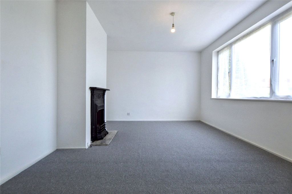 Property photo 3 of 12 Picture No. 13