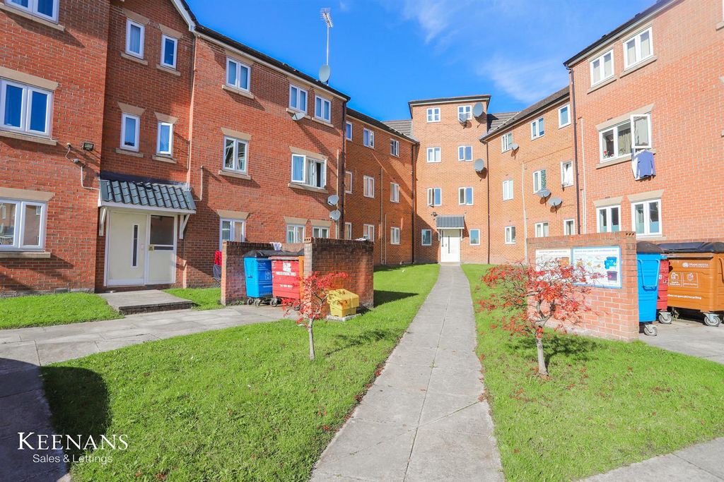 Property photo 3 of 12 Img_7931.Jpg