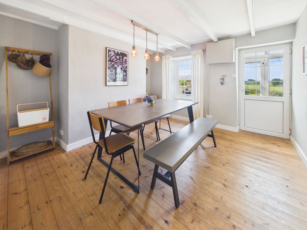 Property photo 2 of 18 Dining Room