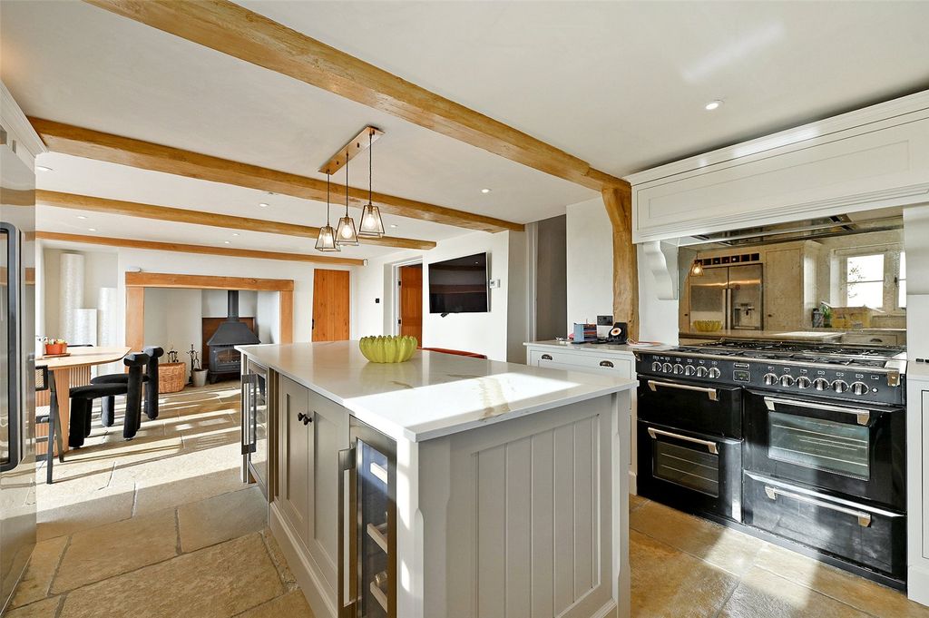 Property photo 3 of 15 Picture No. 14