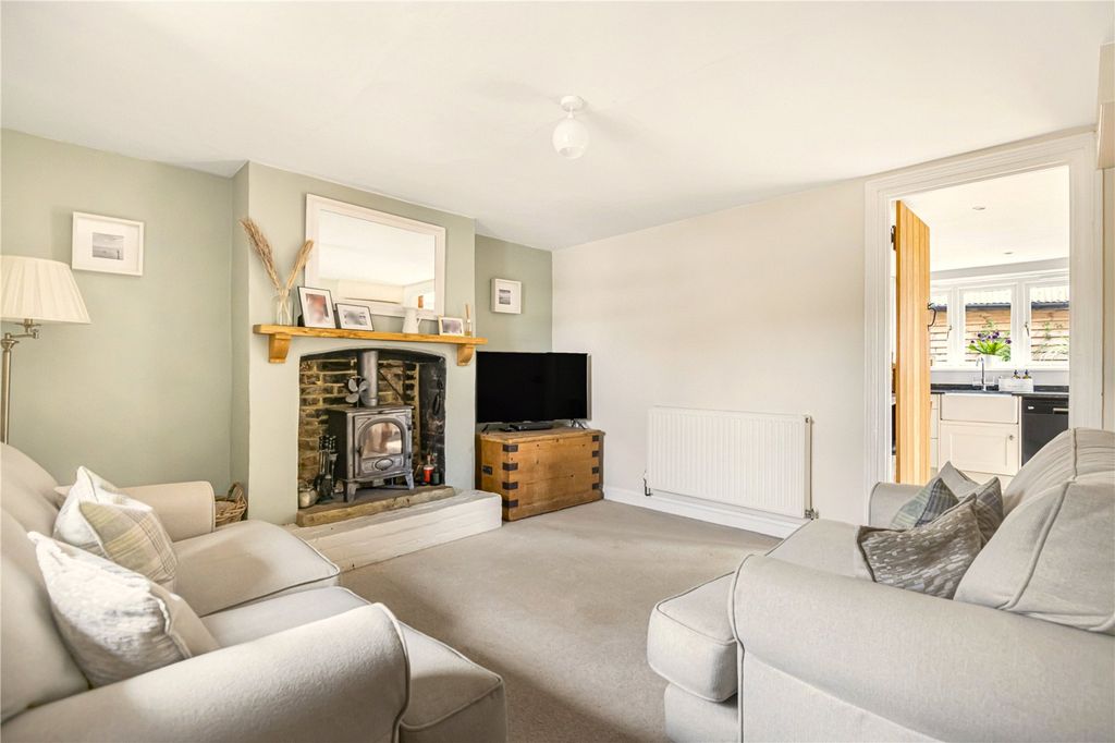 Property photo 3 of 8 Sitting Room