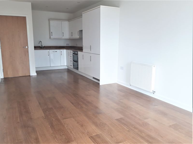 Property photo 2 of 8 Photo 7