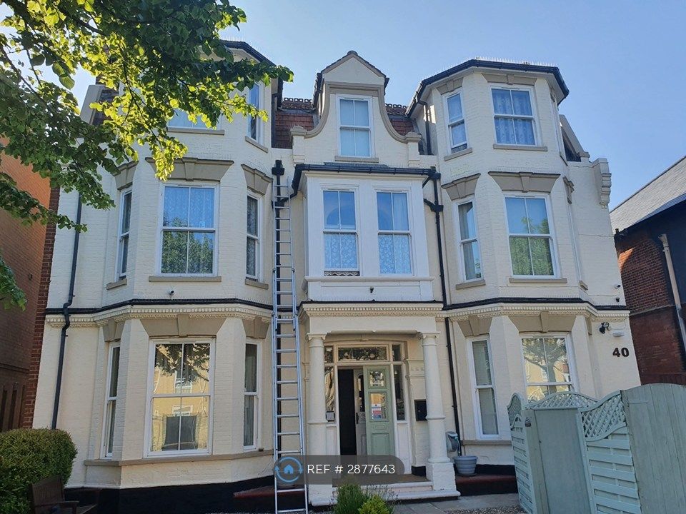 Property photo 1 of 5