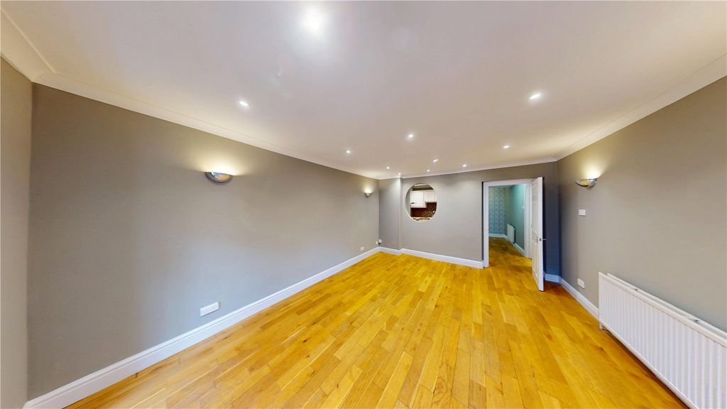 Property photo 3 of 10 Picture No. 10