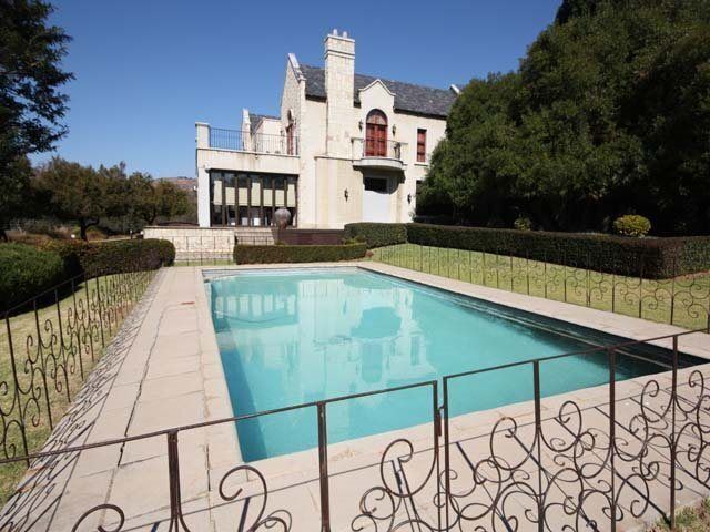 Property photo 1 of 28