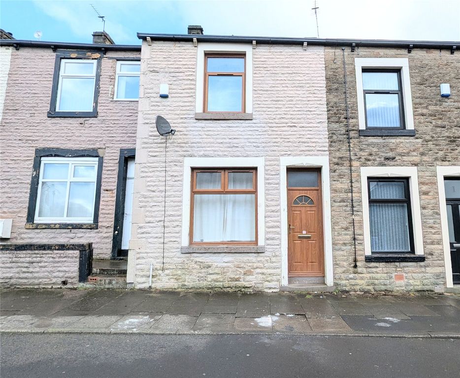 Property photo 1 of 6