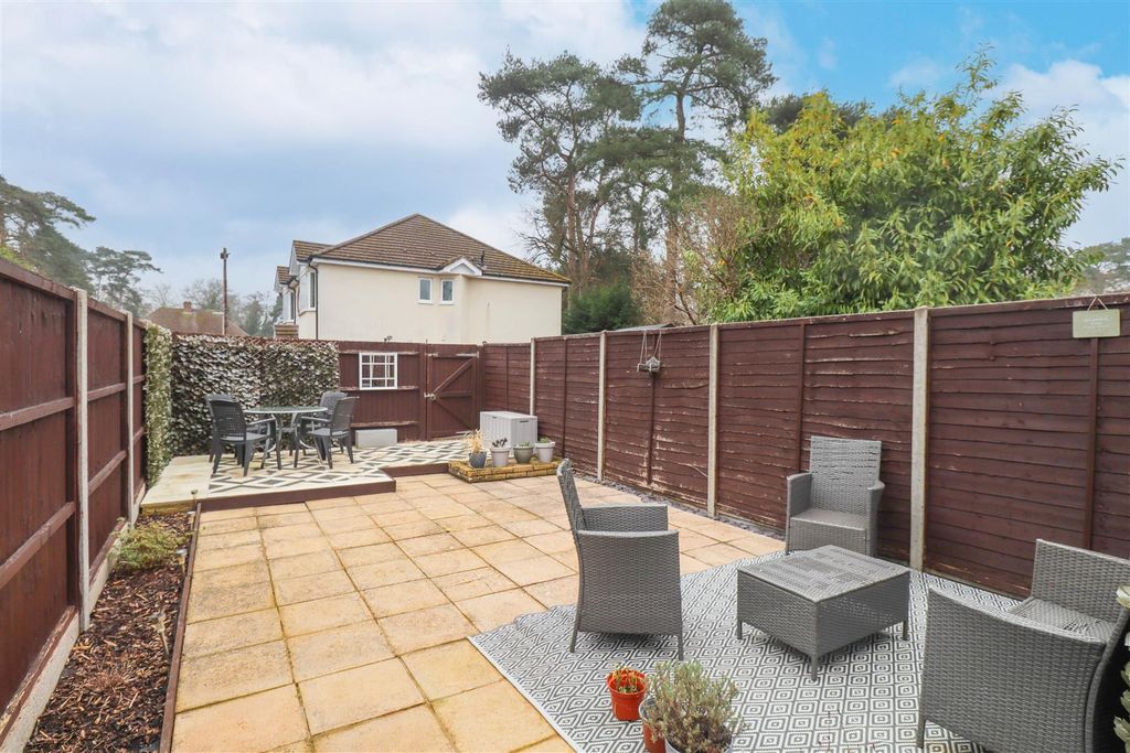 Additional image 16 of 2 bed maisonette for saleKenilworth Road, Fleet GU51