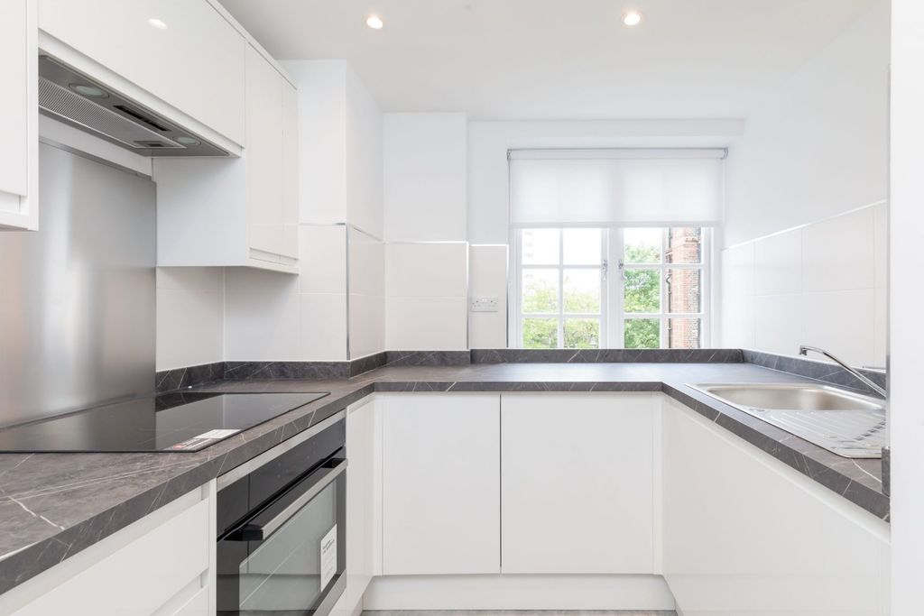 Property photo 2 of 16 Kitchen