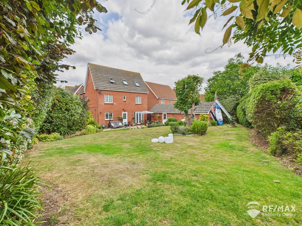Property photo 3 of 31 Cam02842G0-Pr0234-Still039.Jpg