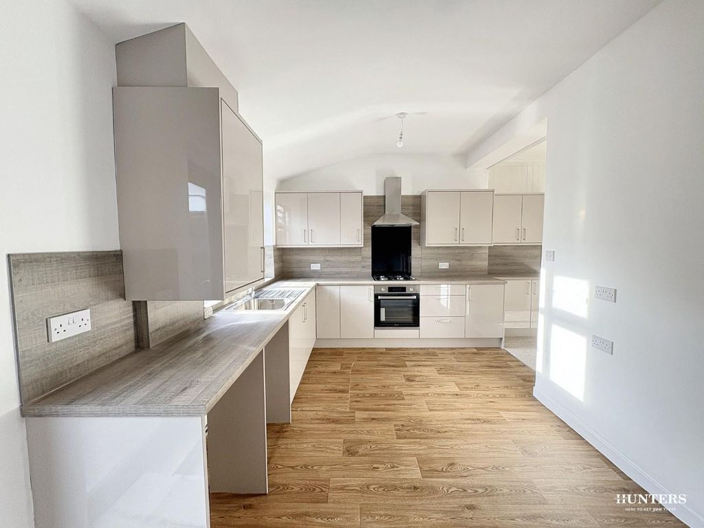 Property photo 2 of 27 Img_1648.Jpg