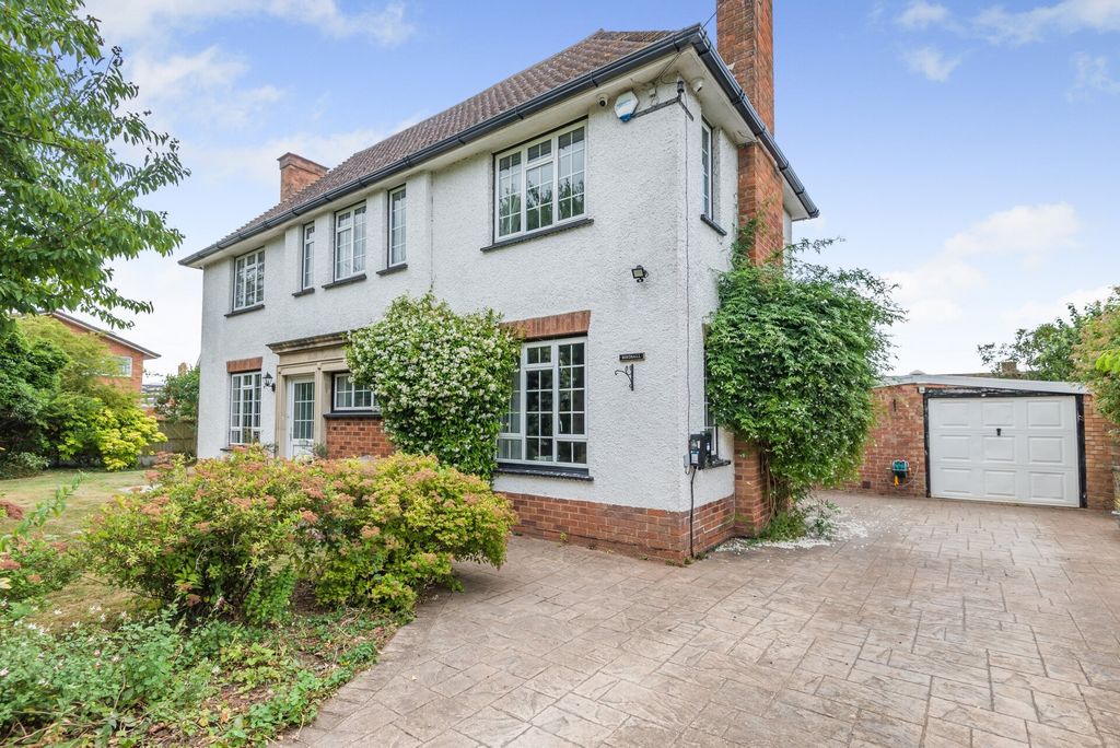 Property photo 1 of 22