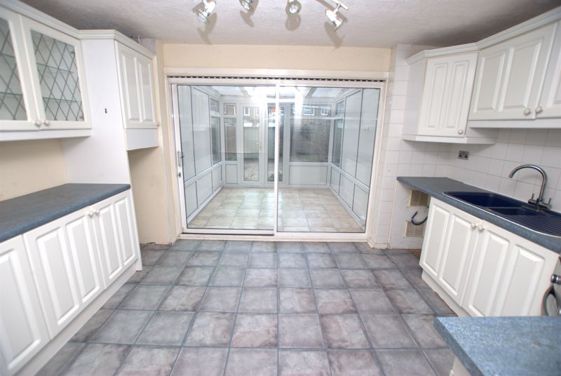 Property photo 3 of 8 Photo 8