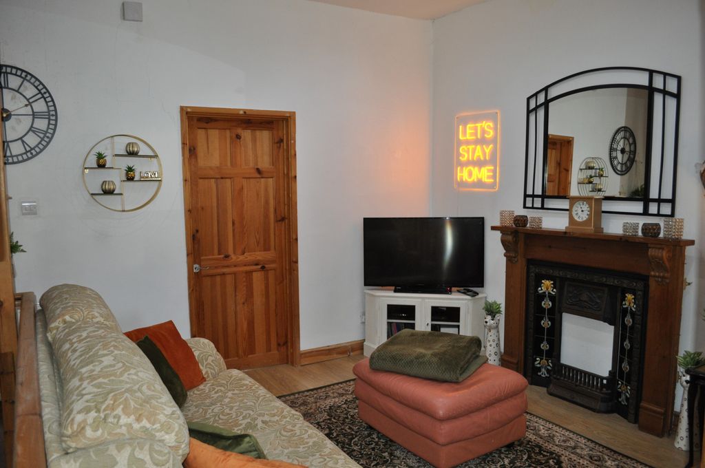 Property photo 2 of 16 Image 2