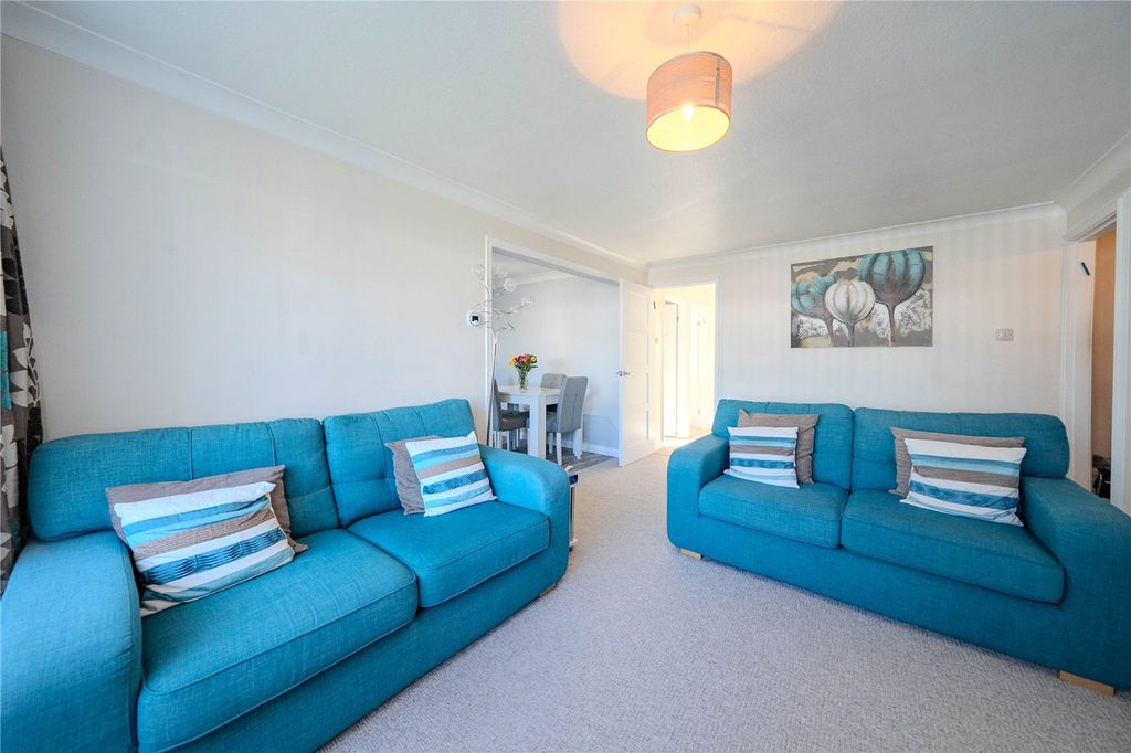 Property photo 3 of 14 Picture No. 12