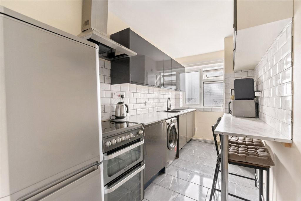 Property photo 2 of 10 Picture No. 04