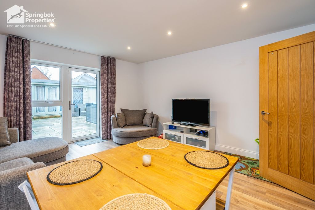 Property photo 2 of 15 Image 1