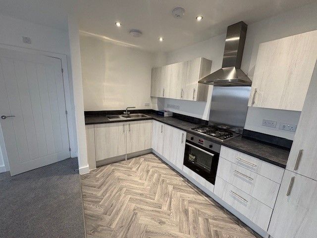 Property photo 2 of 14 Image