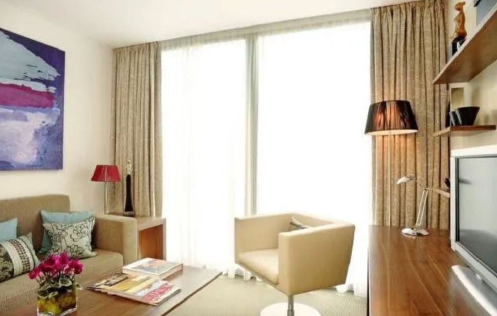 Property photo 3 of 5