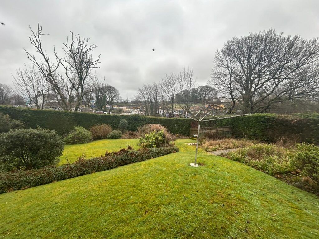 Property photo 3 of 32