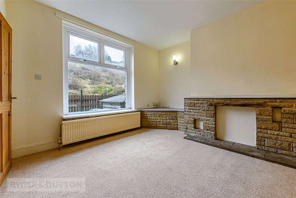 Property photo 2 of 17 Living Room