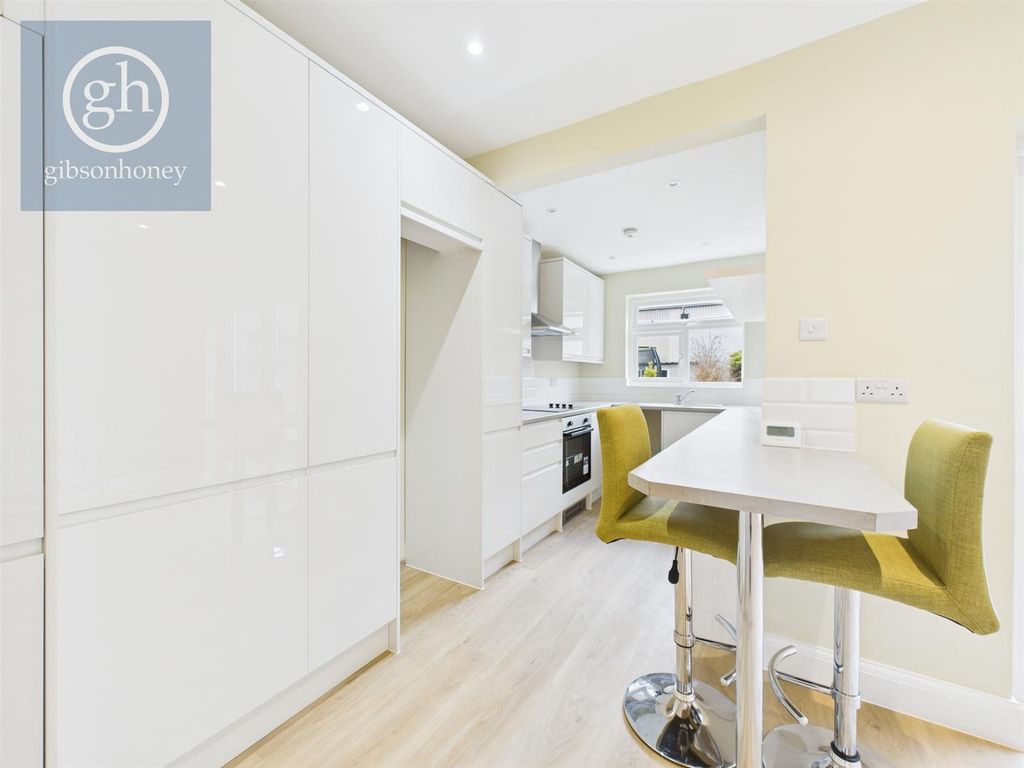 Property photo 1 of 11 Cam05080G0-Pr0271-Still001.Jpg